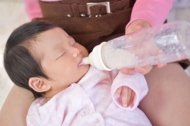 哺乳瓶を消毒する理由は？しないと赤ちゃんに影響がある？